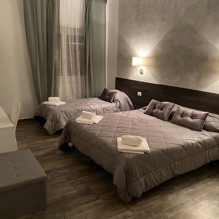 רומא Tiburtina Inn Guest House מראה חיצוני תמונה