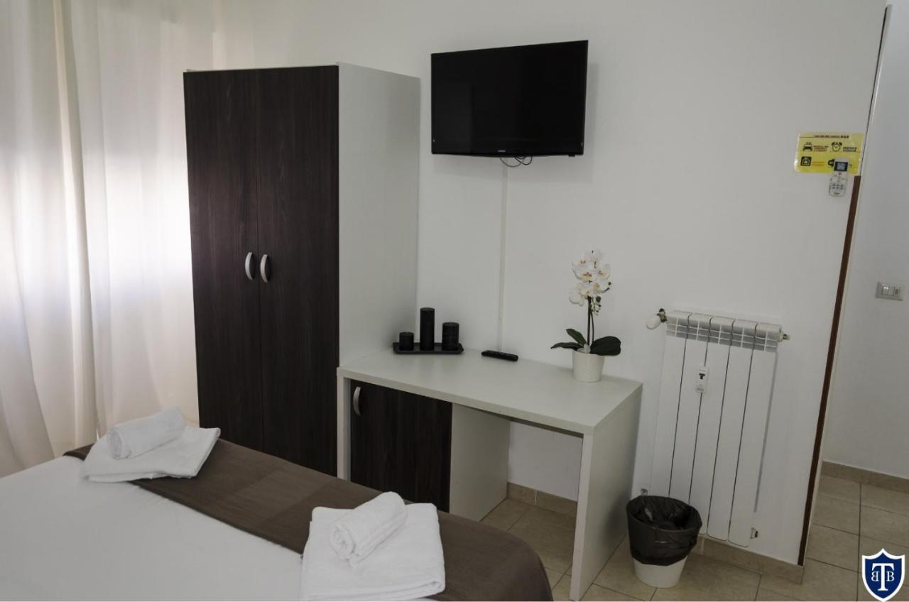 רומא Tiburtina Inn Guest House מראה חיצוני תמונה